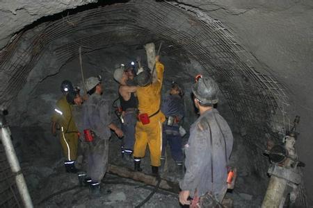 沧州工程爆破中的危险因素分析以及应对工程爆破危险的措施